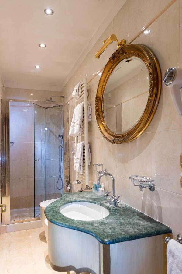 Superior Triple Room,1274519254:JPEG