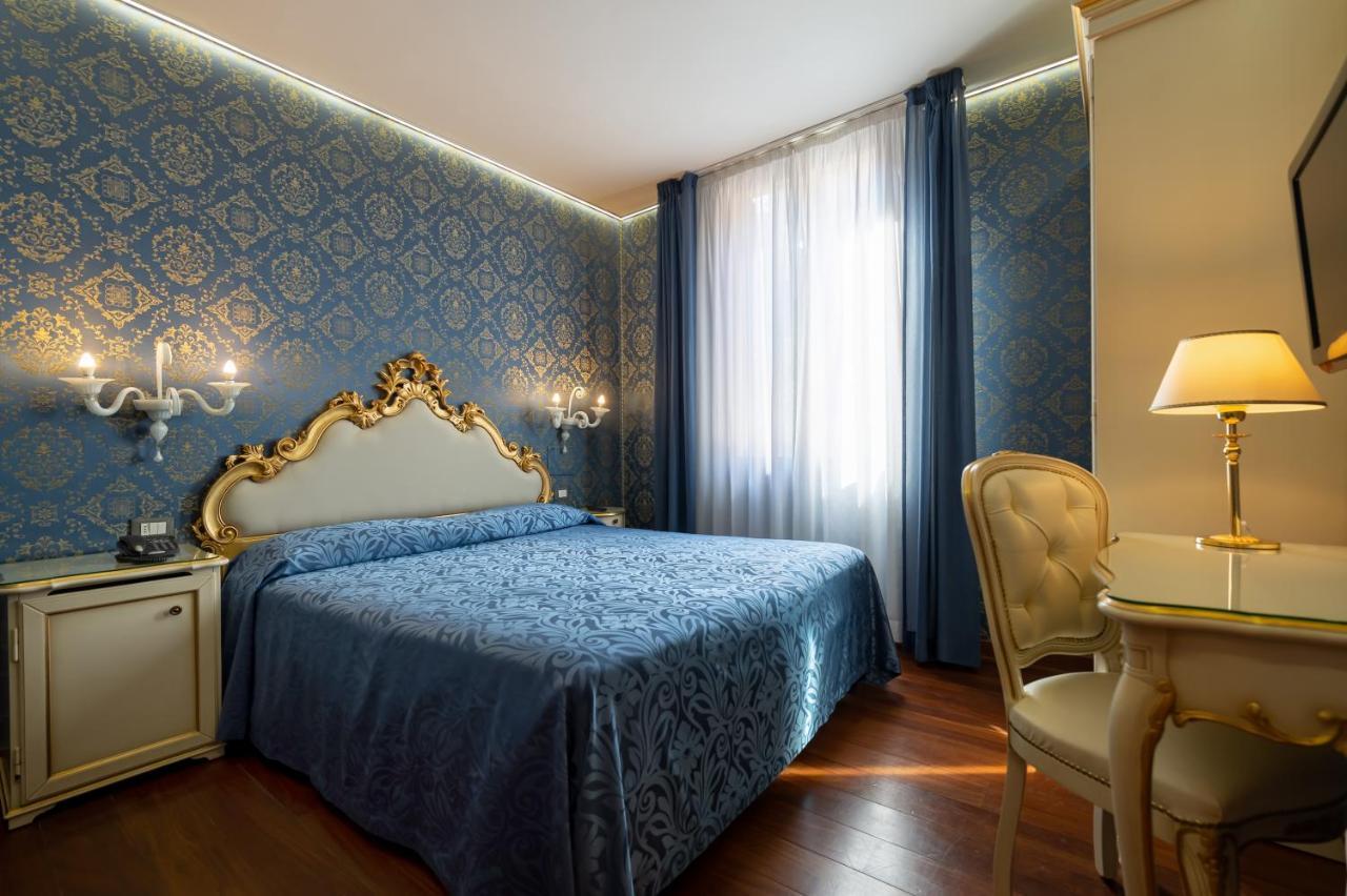 Double or Twin Room,1293208672:JPEG