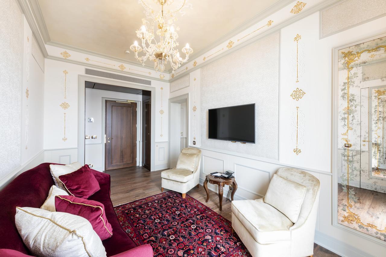 Junior Suite met Uitzicht op de Canal Grande