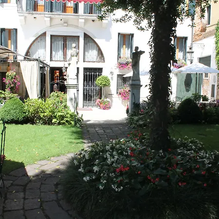 Hotel Palazzo Abadessa-2